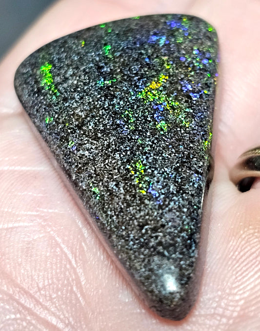 Fairy Opal with Green Flashes! 39cts (ON74)