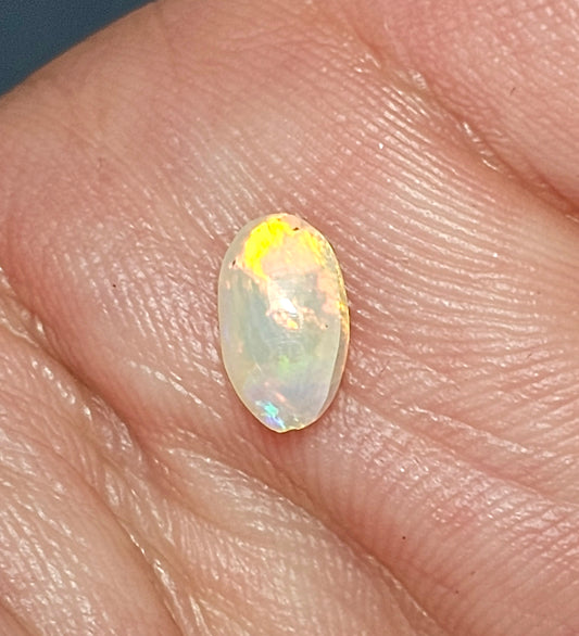 Awesome Little Lightning Ridge Opal! 0.50cts (LRB)