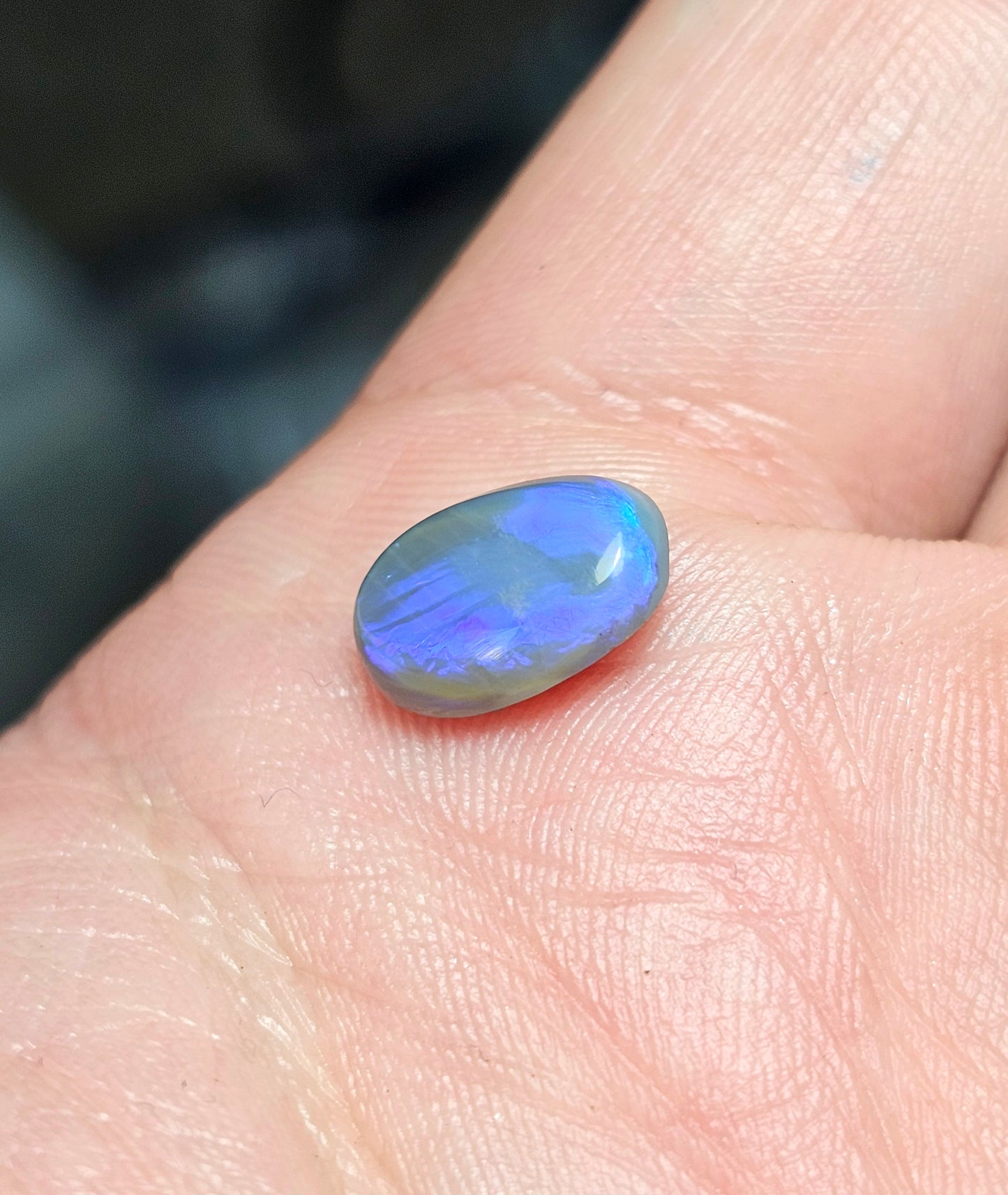 2cts Blue Lightning Ridge Opal! (LRA12)