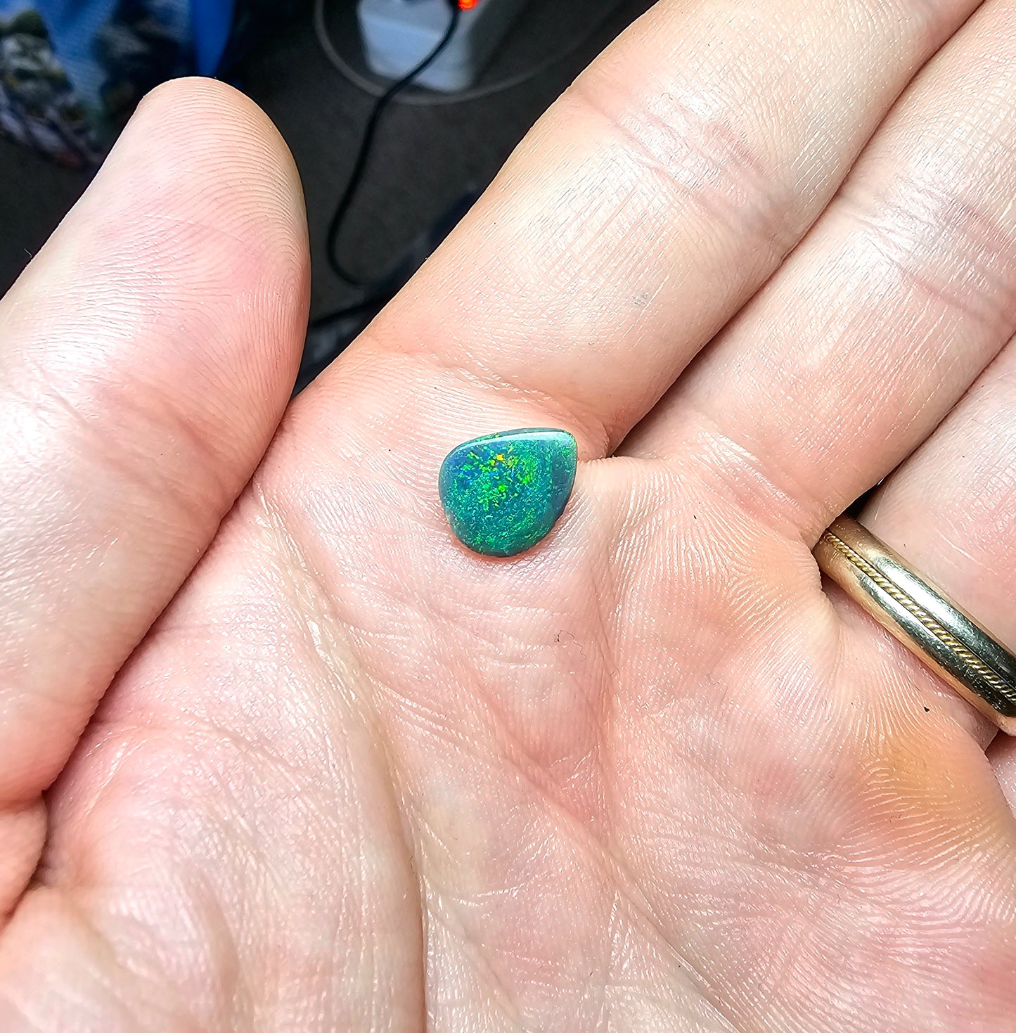 1ct Green Lightning Ridge Black Opal! (LRA13)