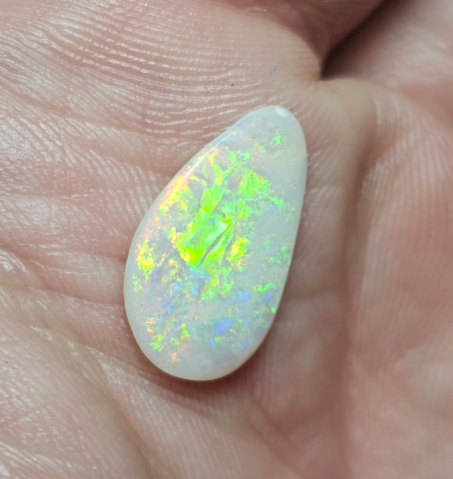 2cts Lightning Ridge Opal! (LRA4)