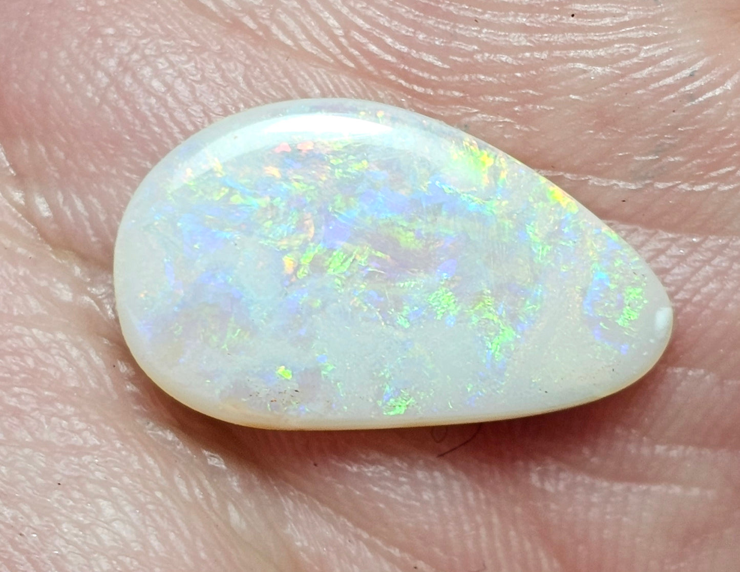 2cts Lightning Ridge Opal! (LRA4)