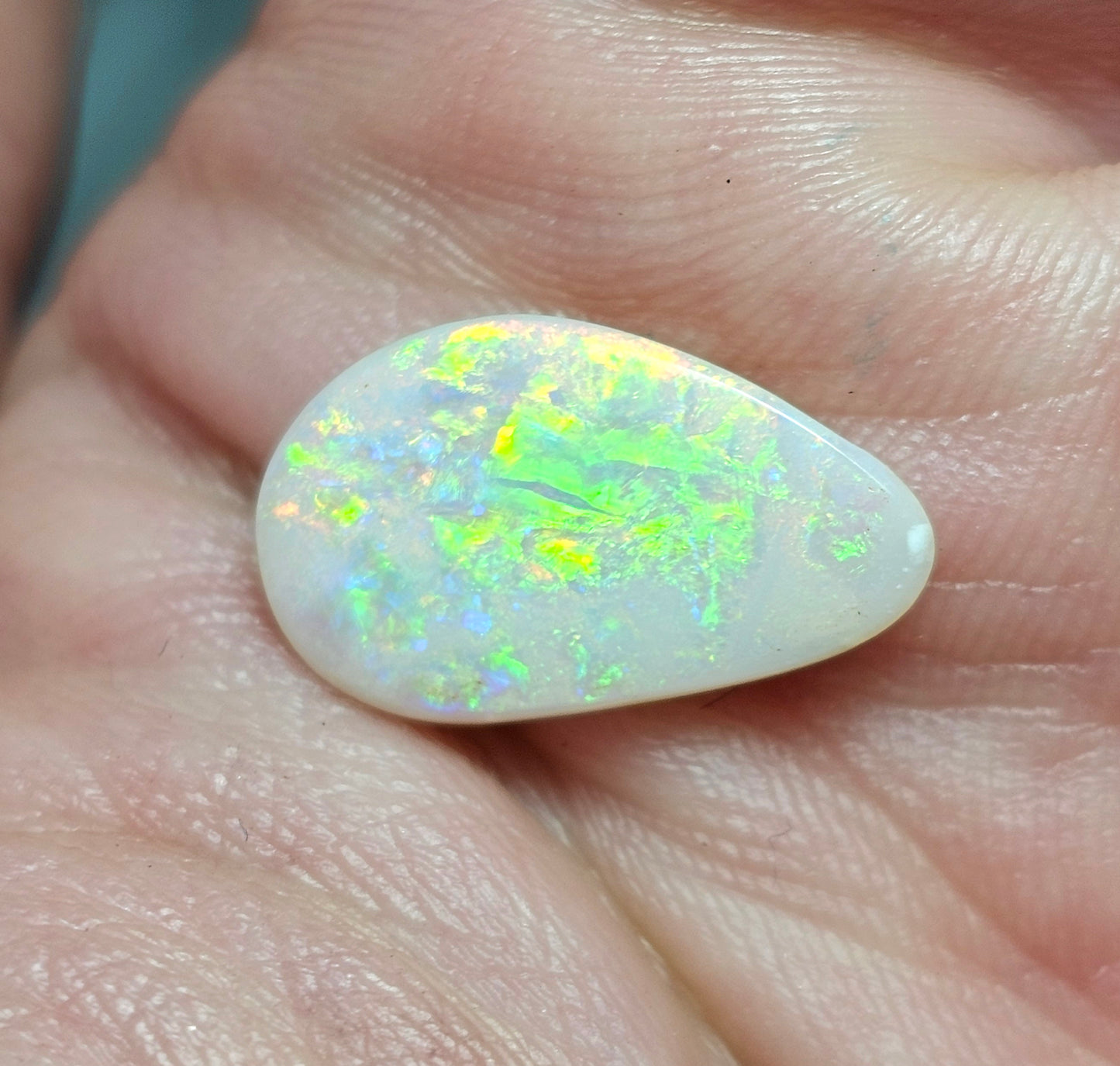 2cts Lightning Ridge Opal! (LRA4)