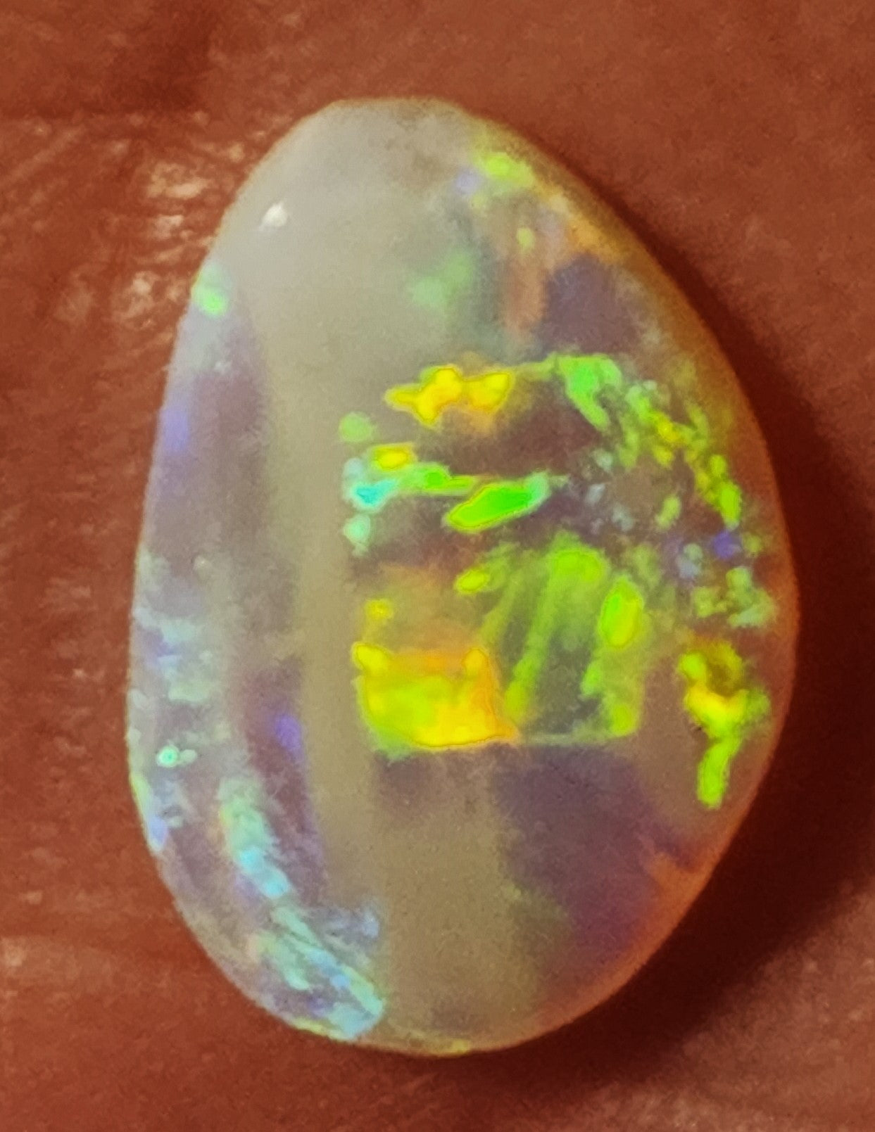 FANTASTIC L/RIDGE CRYSTAL 2cts    LRA1