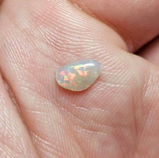 Cute Little L/RIDGE CRYSTAL 0.30cts    LRC