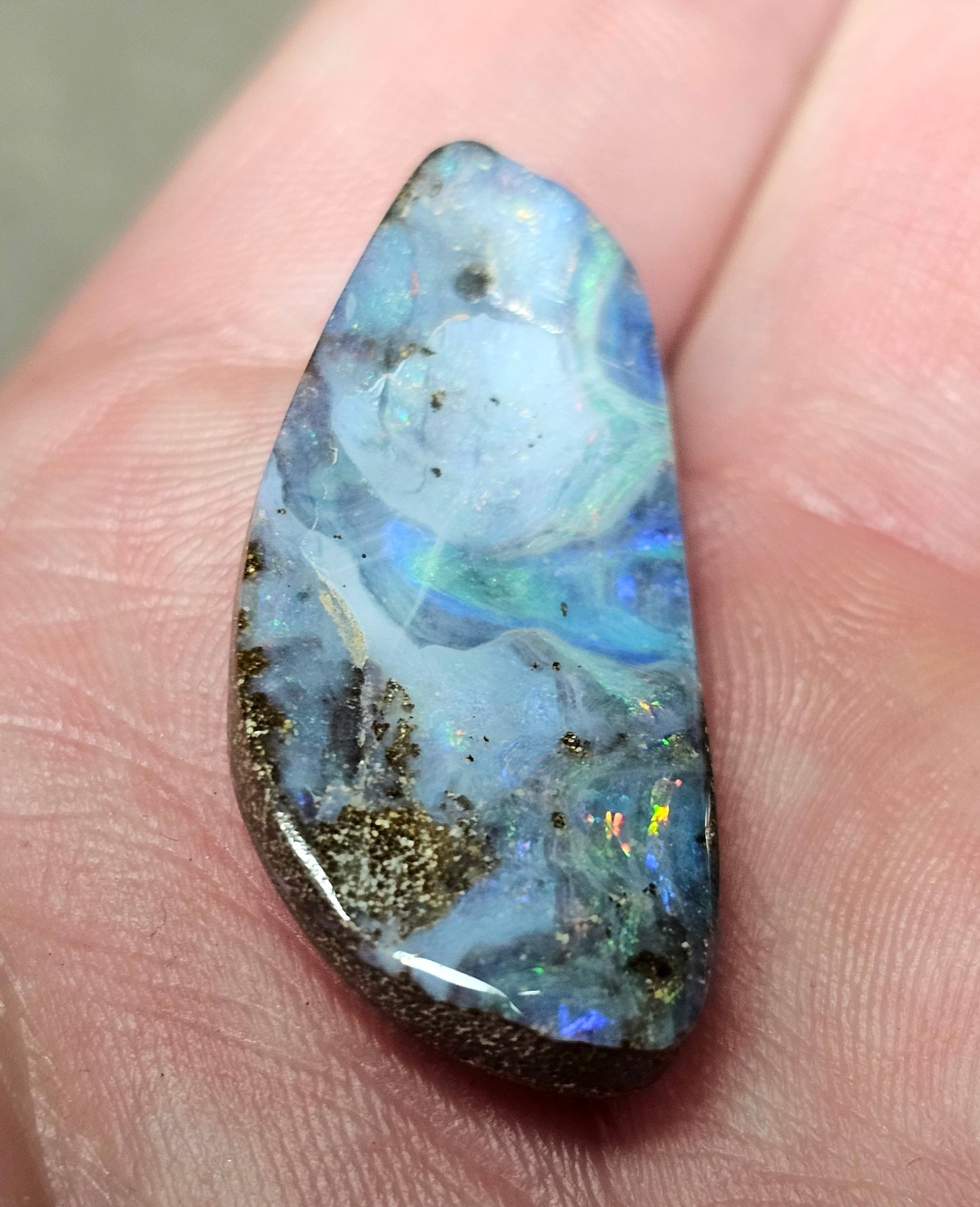 23cts Boulder Opal with Beautiful Colour(JSM10)