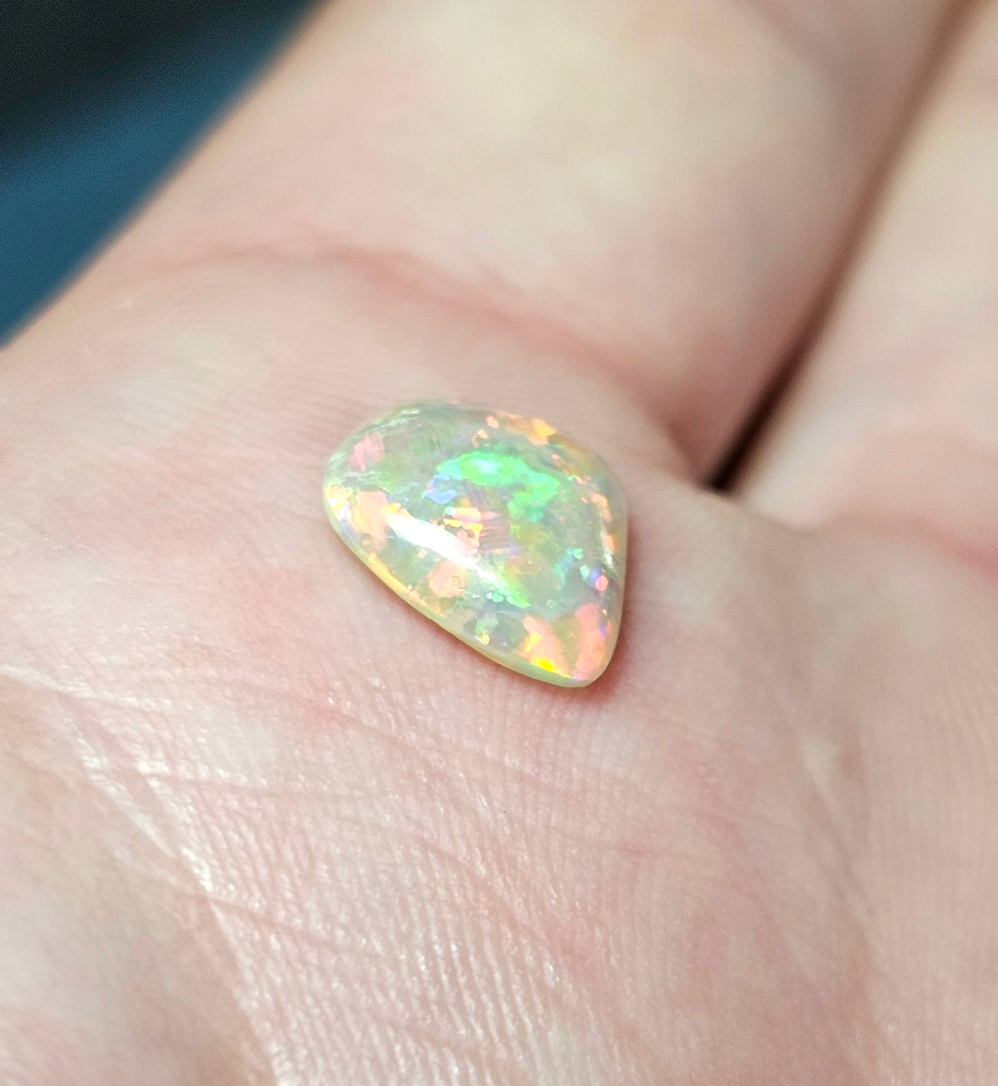 Classy Rainbow L/RIDGE Semi-Black OPAL(Lots of red!) 1.35cts (LRD03)