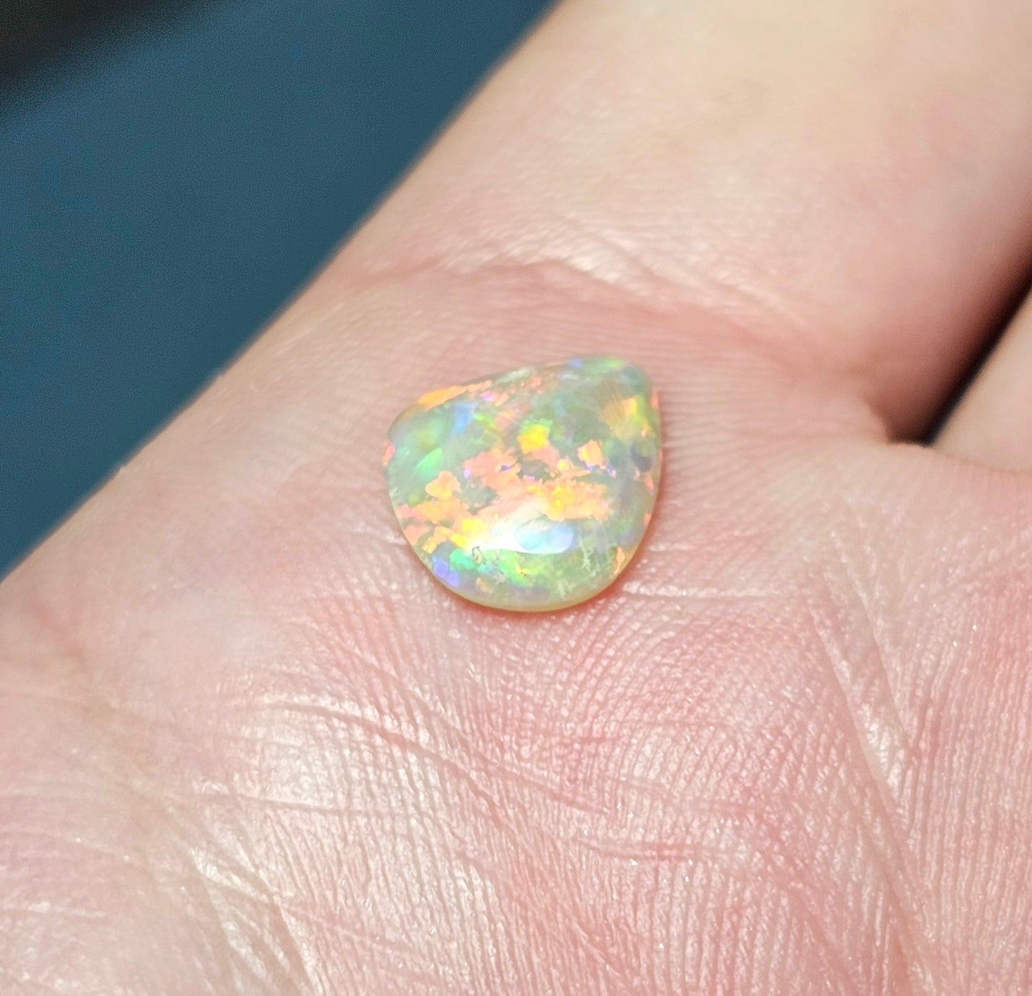 Classy Rainbow L/RIDGE Semi-Black OPAL(Lots of red!) 1.35cts (LRD03)