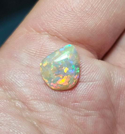 Classy Rainbow L/RIDGE Semi-Black OPAL(Lots of red!) 1.35cts (LRD03)