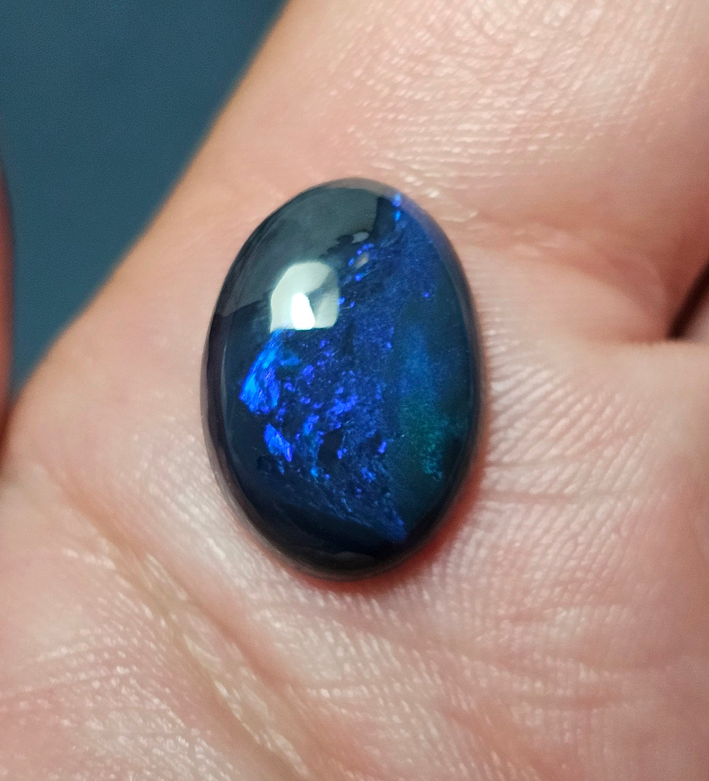 Stunning Deep Blue Black Opal 5cts (LRD06)