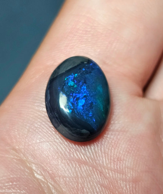 Stunning Deep Blue Black Opal 5cts (LRD06)