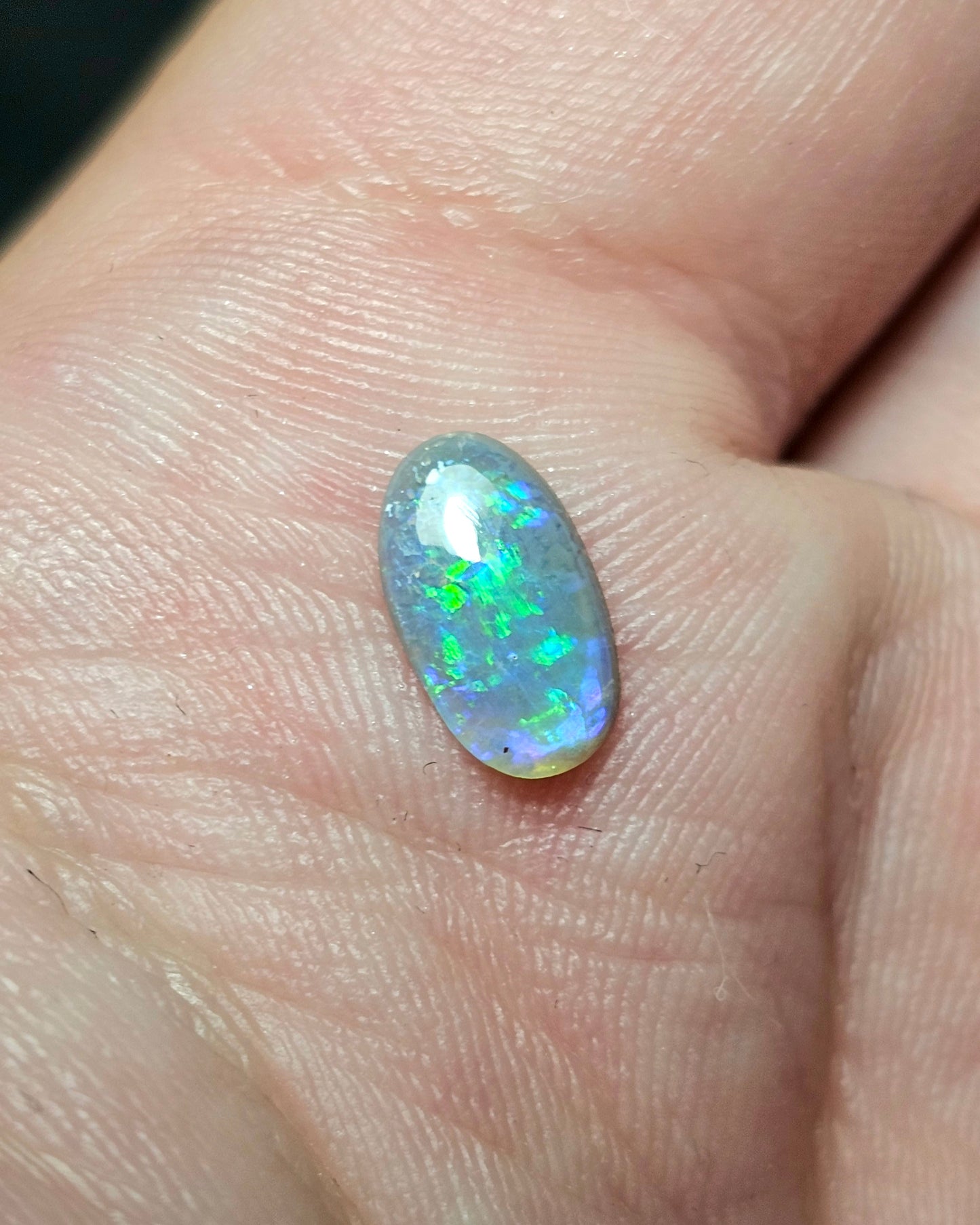 0.55ct Flashy Crystal Opal from Lightning Ridge(LRD07)