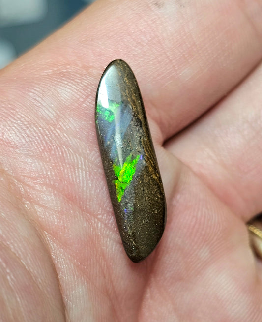 6cts Flashy Boulder Opal (WNB03)