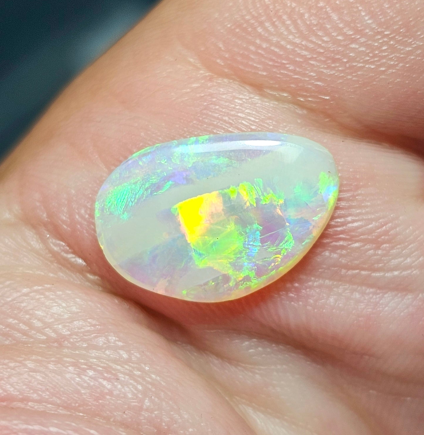 2.15cts Gorgeous Quality Crystal Opal (LRA01)