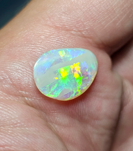 2.15cts Gorgeous Quality Crystal Opal (LRA01)