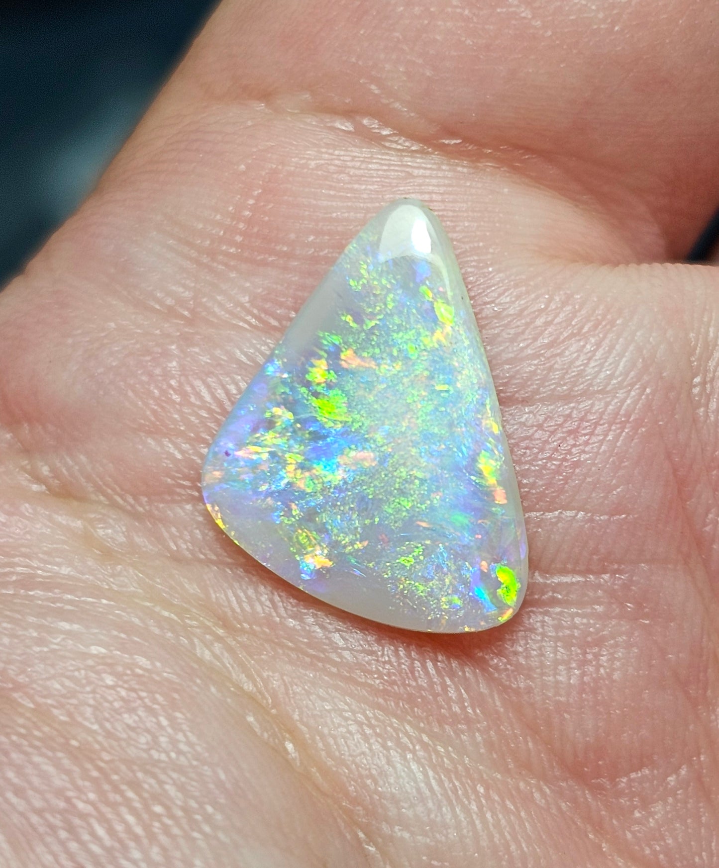 2.30cts Beautiful Crystal Opal (LRA05)