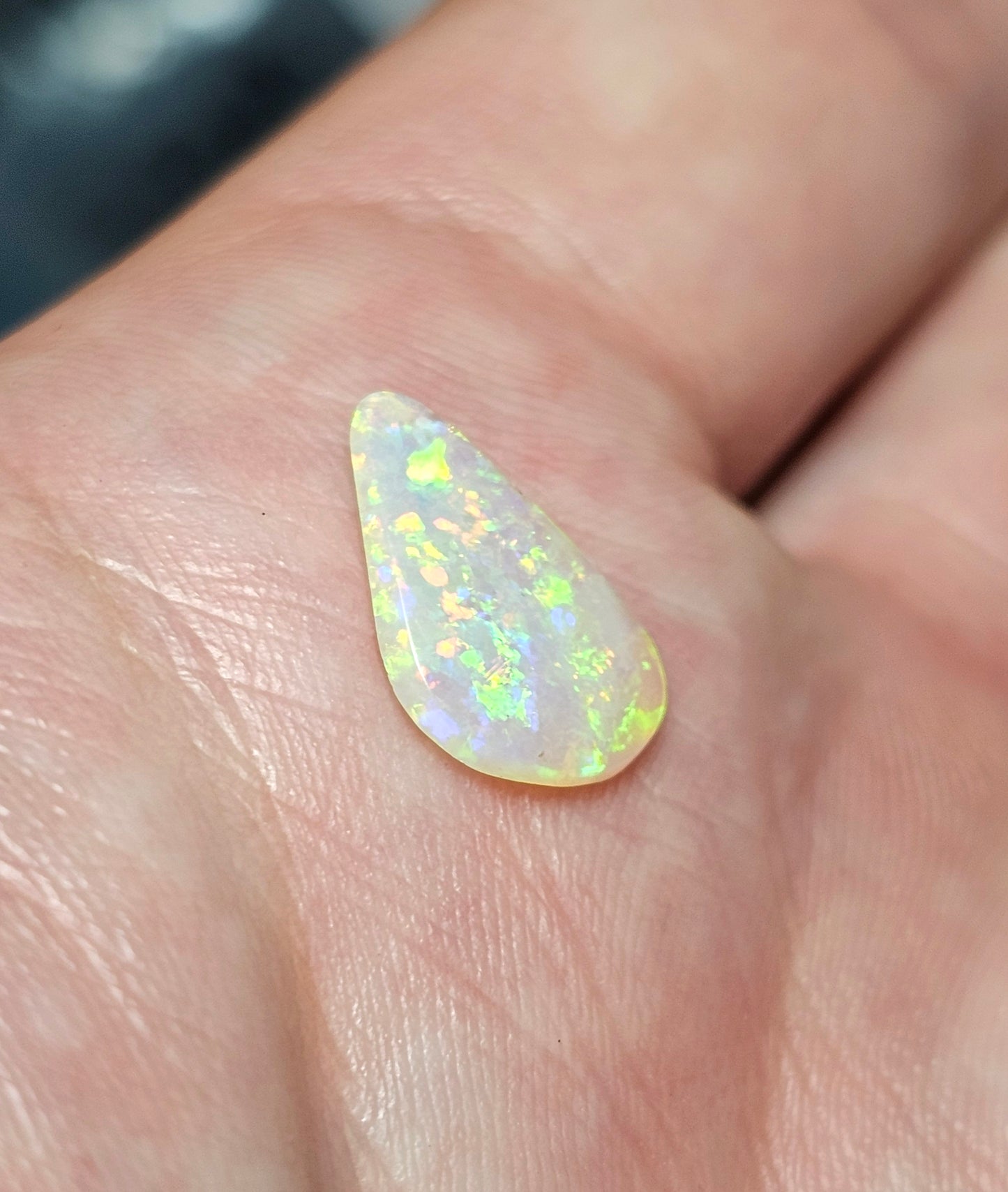 1.30cts A Quality Solid Crystal Opal (LRA08)