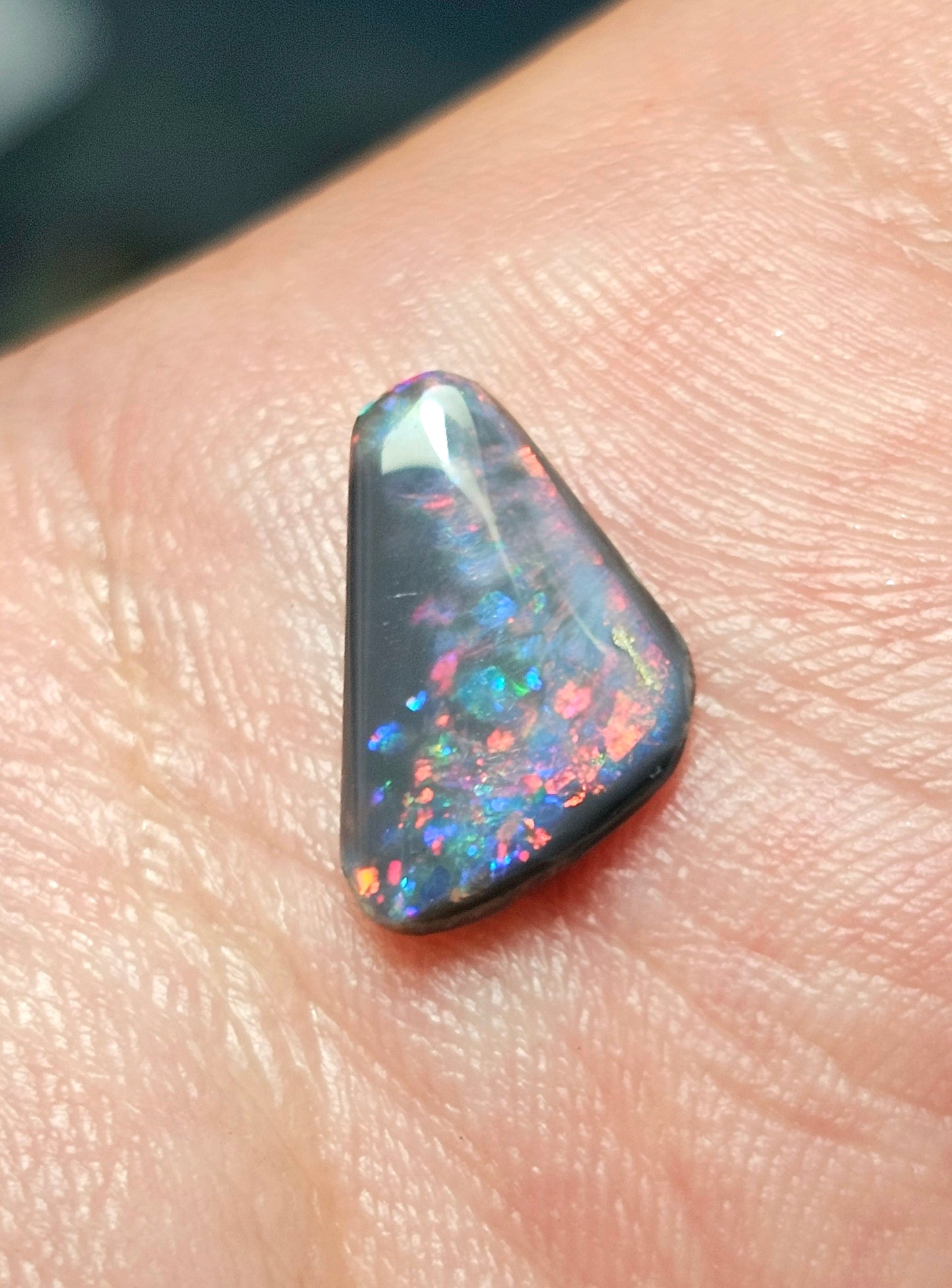 1.60cts Red on Black Opal (DECLR01)