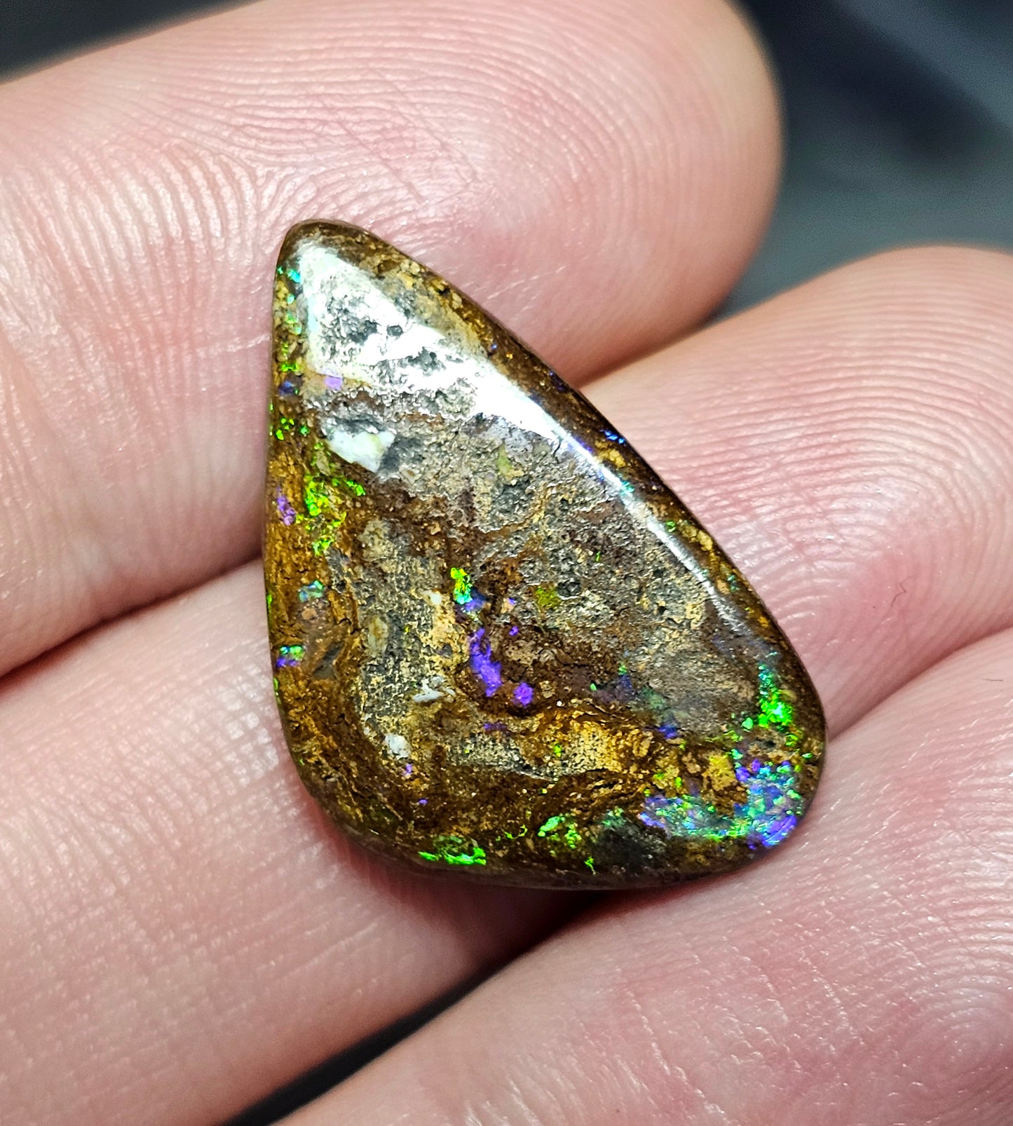 12cts Bright Boulder Opal (Christmas Sale) (WNB13)