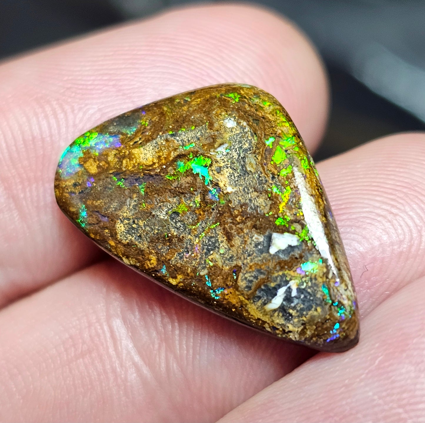 12cts Bright Boulder Opal (Christmas Sale) (WNB13)