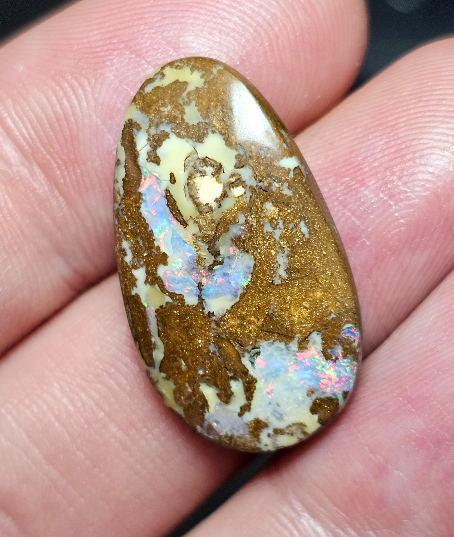 19cts Red Flashes Boulder Opal (Christmas Sale) (WNB15)