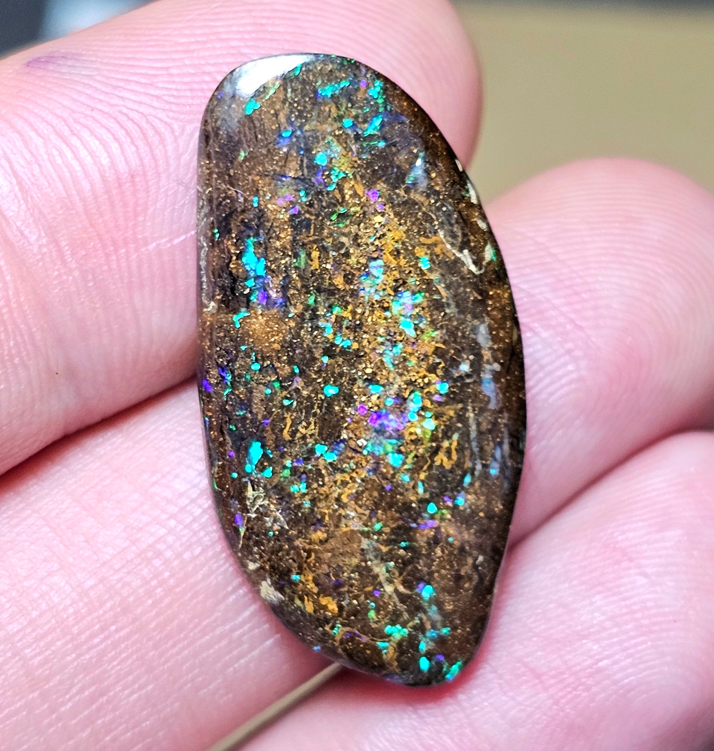 17cts Beautiful Boulder Opal with Brilliant Pinfire(Monthly Special)(NBM12)