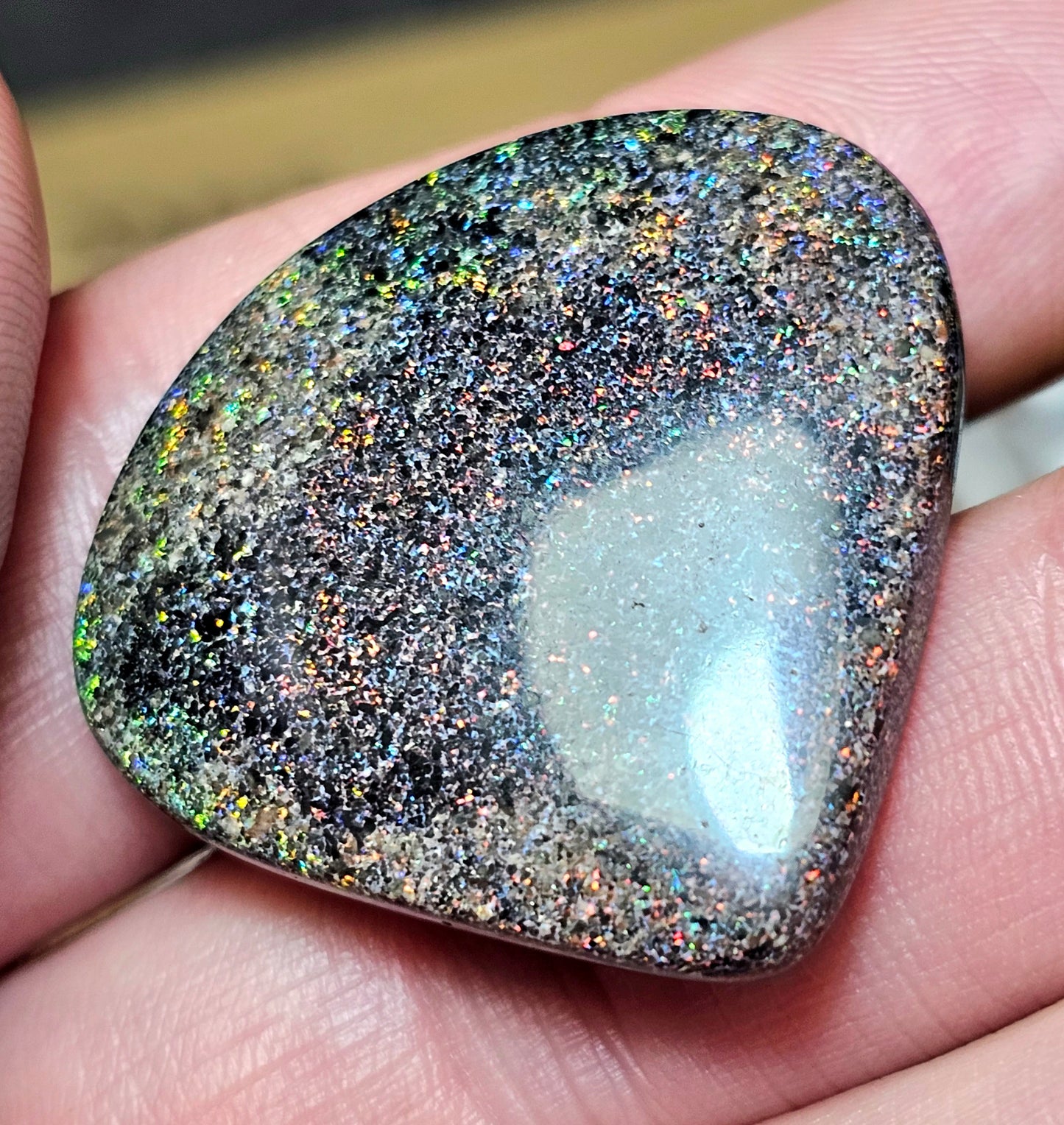 40cts Fairy Opal with Fantastic Pinfire Colour(JSMF13)