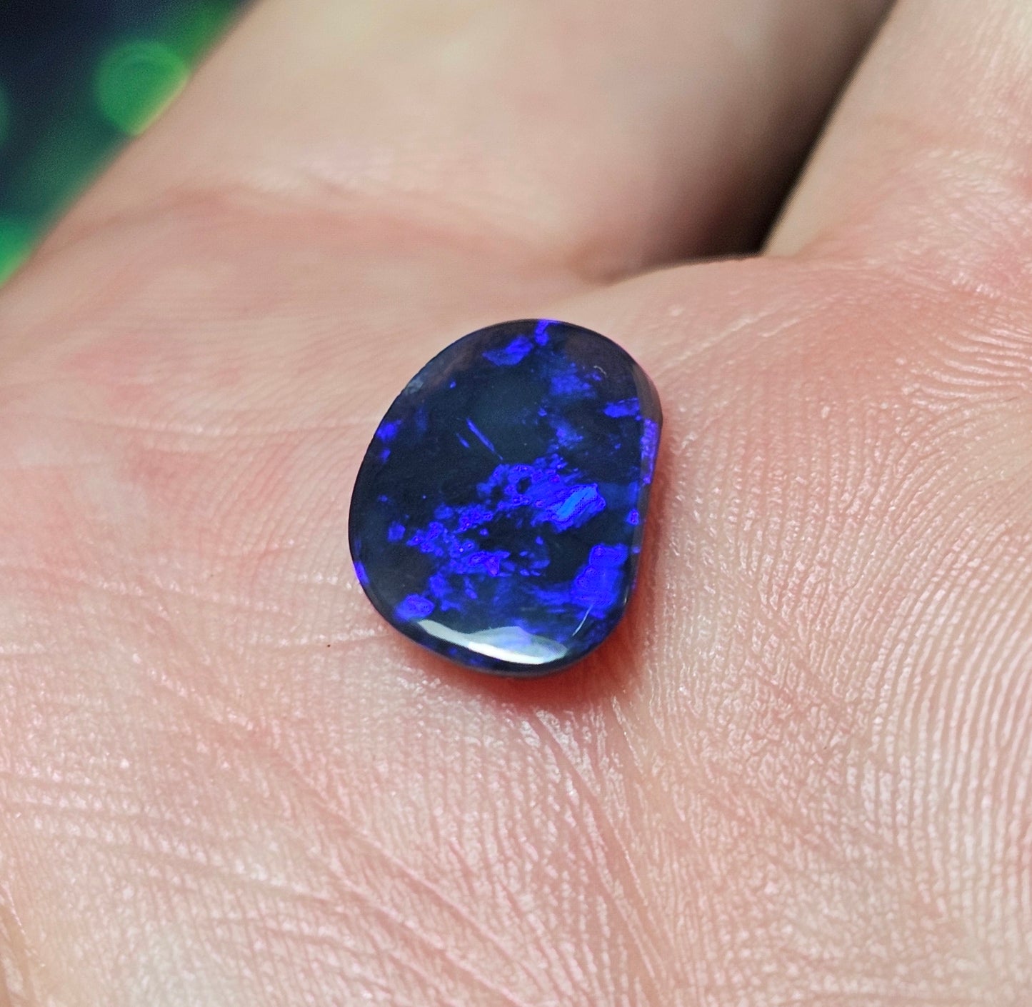 2cts Beautiful Blue Black Opal!! (LRW20)
