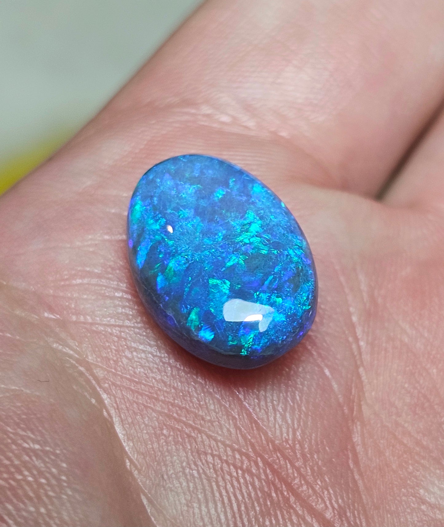 8cts Gorgeous Black Opal!! Investment Stone! (LRW10)
