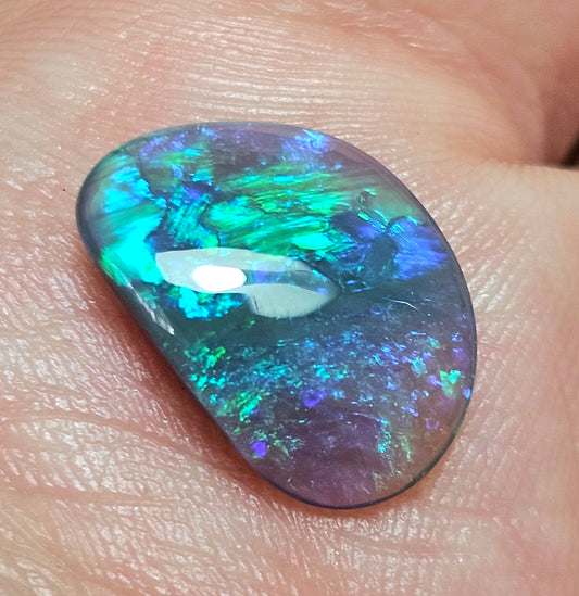 Stunning Unique Black Opal!! (LRD5)