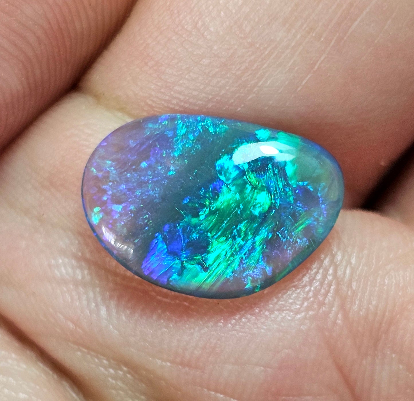 Stunning Unique Black Opal!! (LRD5)