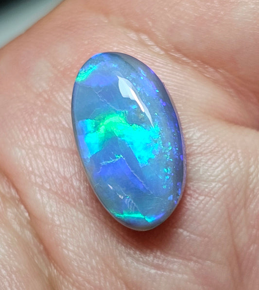 5cts Stunning Blue Green Semi-Black Opal!! (FB20)