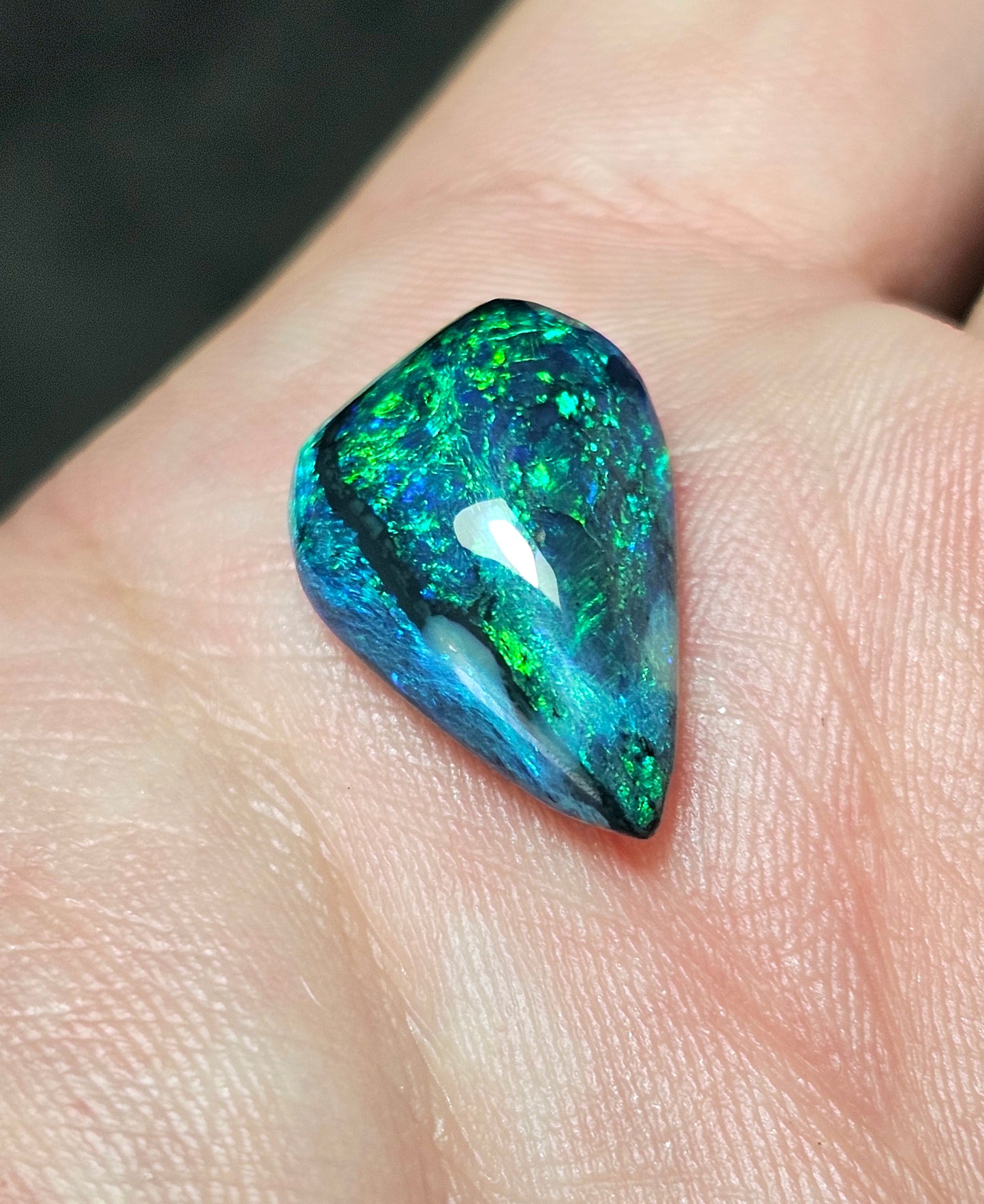 One of a Kind Stunning Black Opal!! Investment Opal Gem! (FB22)