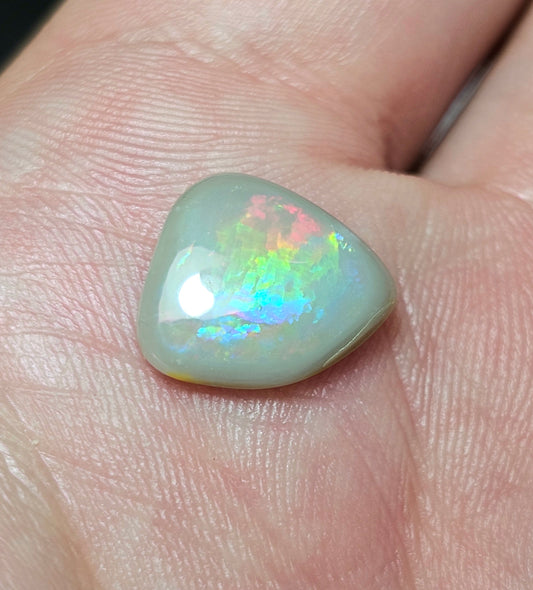 2cts Rainbow Opal!! (FB2)