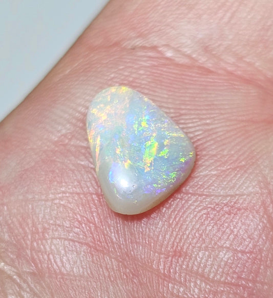1.50cts Lovely Rainbow Opal (LRA9)