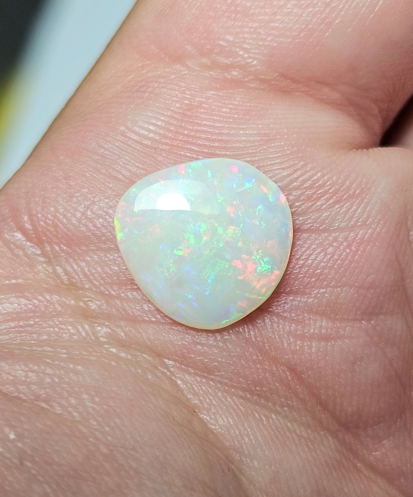 2.50cts Lovely Rainbow Opal (FB3)