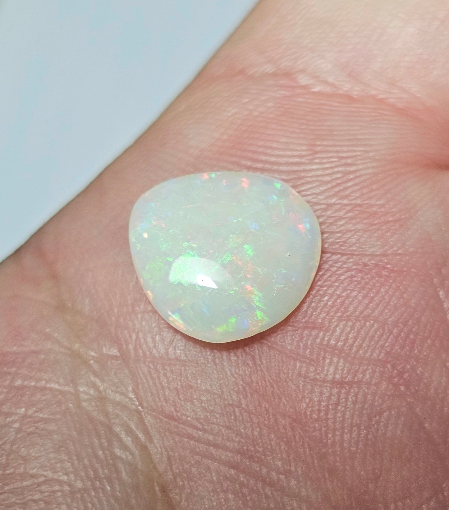 2.50cts Lovely Rainbow Opal (FB3)