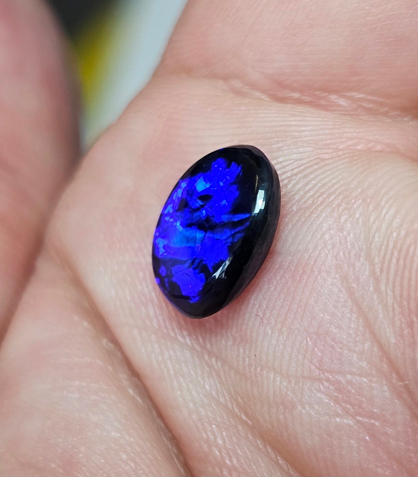 1.80cts Directional Black Opal (LRW42)