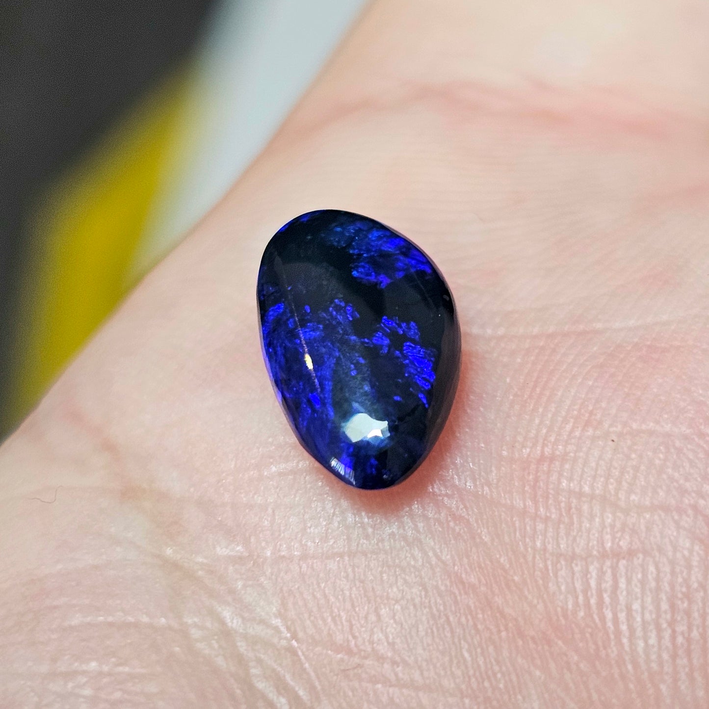 2cts Blue Black Opal (LRW43)