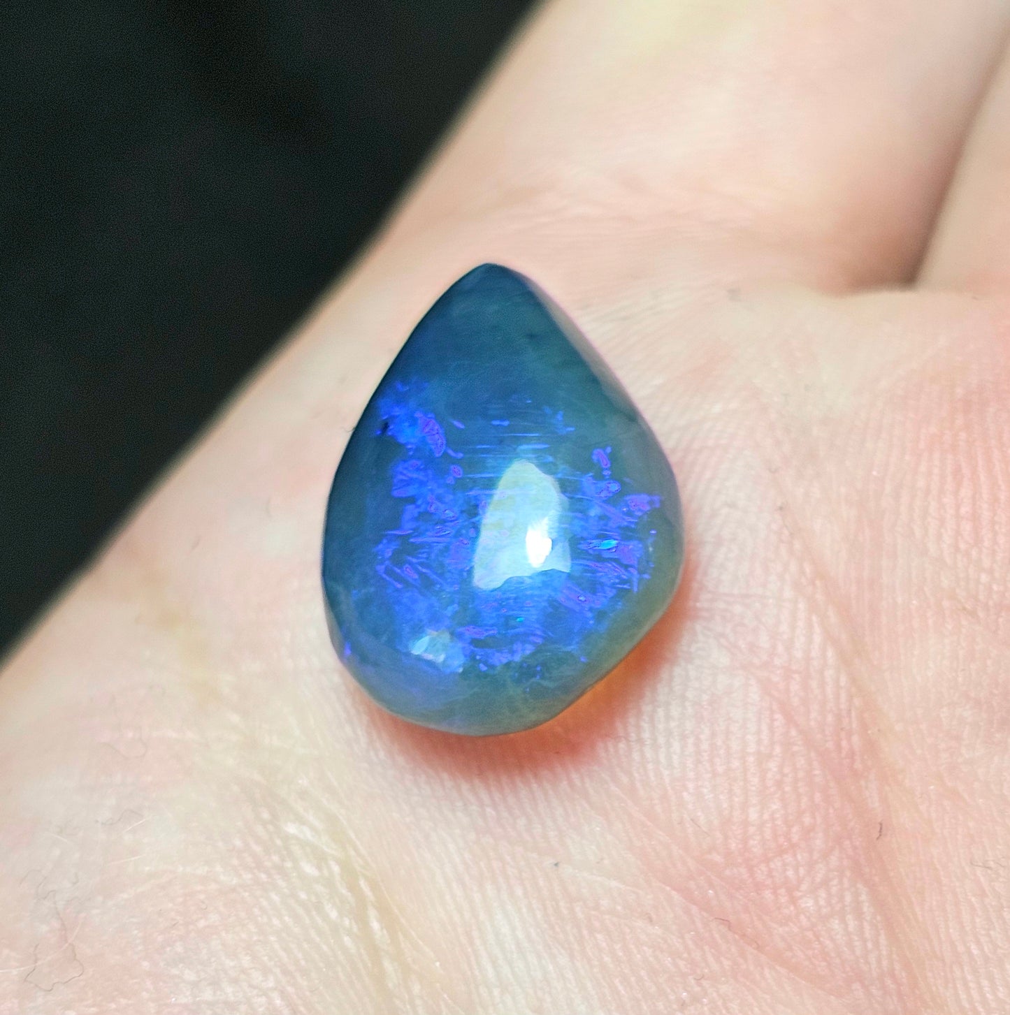 10.70cts Blue Black Opal (FB62)
