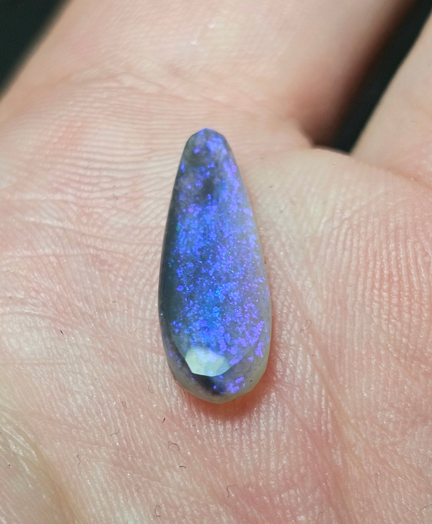 2.70cts Blue Black Opal (V6)