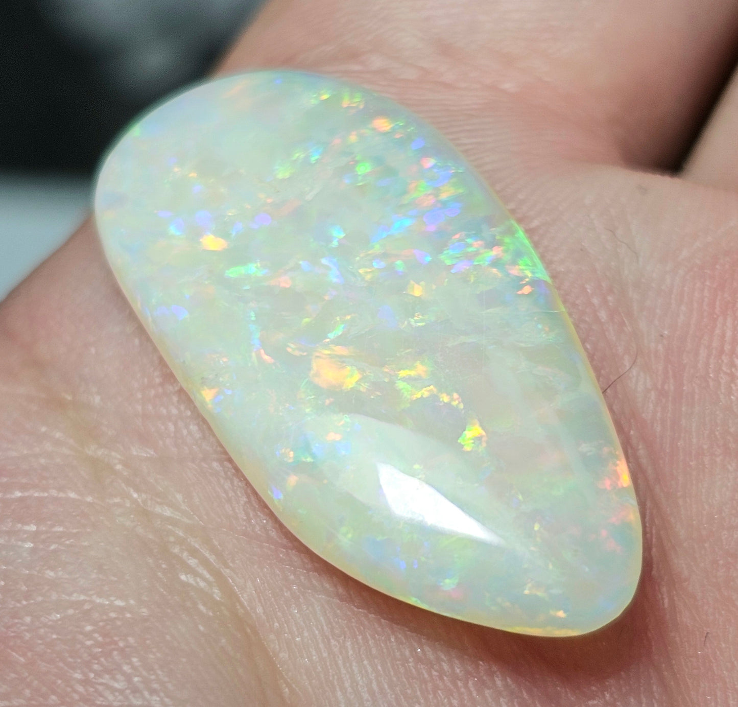 12cts Big Rainbow Opal!! Investment Stone! (LRW44)