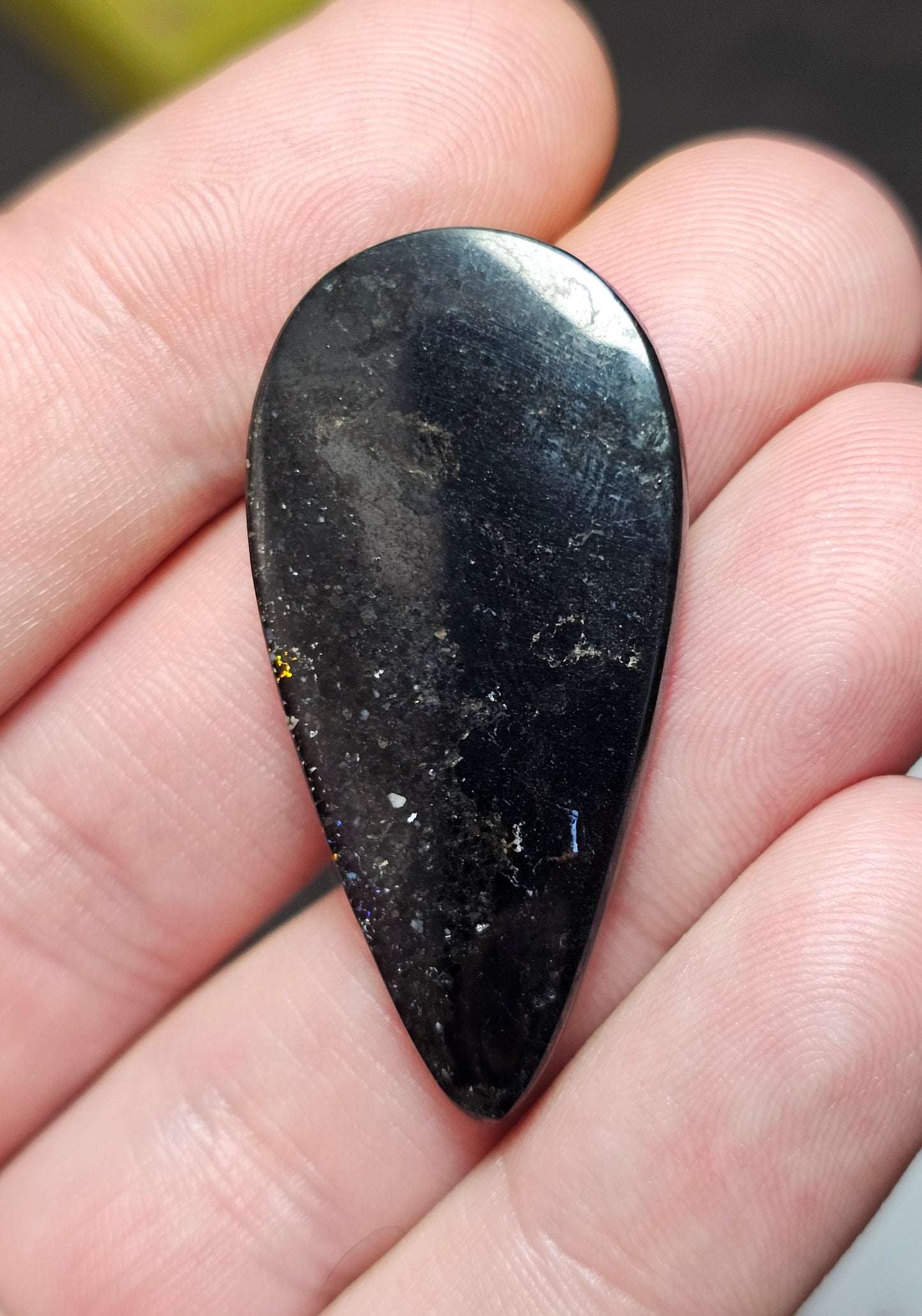 21cts Gorgeous Sparkling Fairy Opal (IA9)