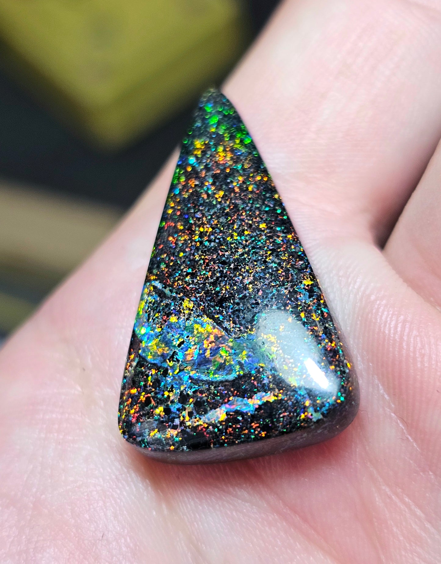 20cts Top Quality Rare Fairy Opal (IA1)