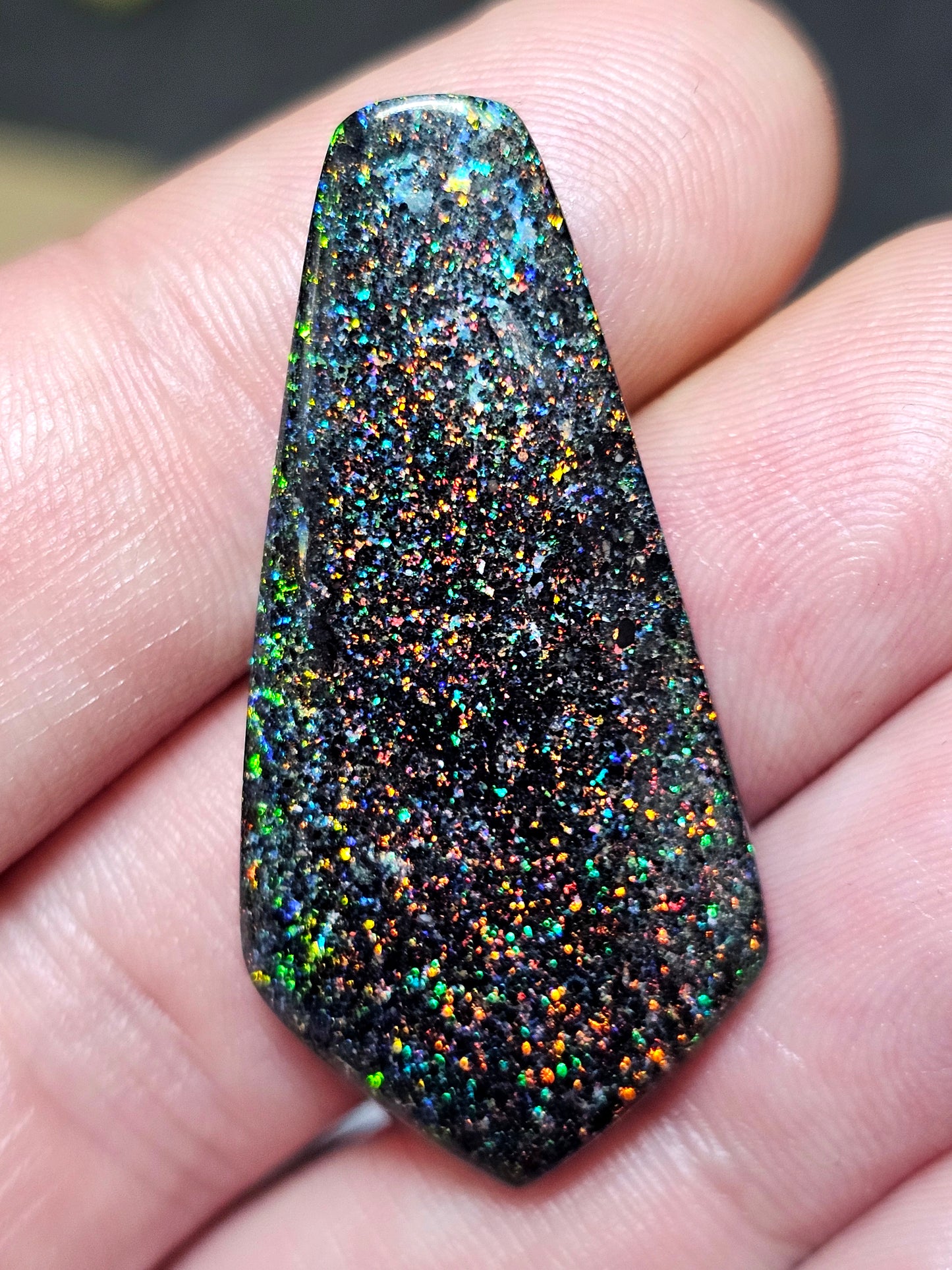 19cts Top Quality Glittery Fairy Opal (IA2)