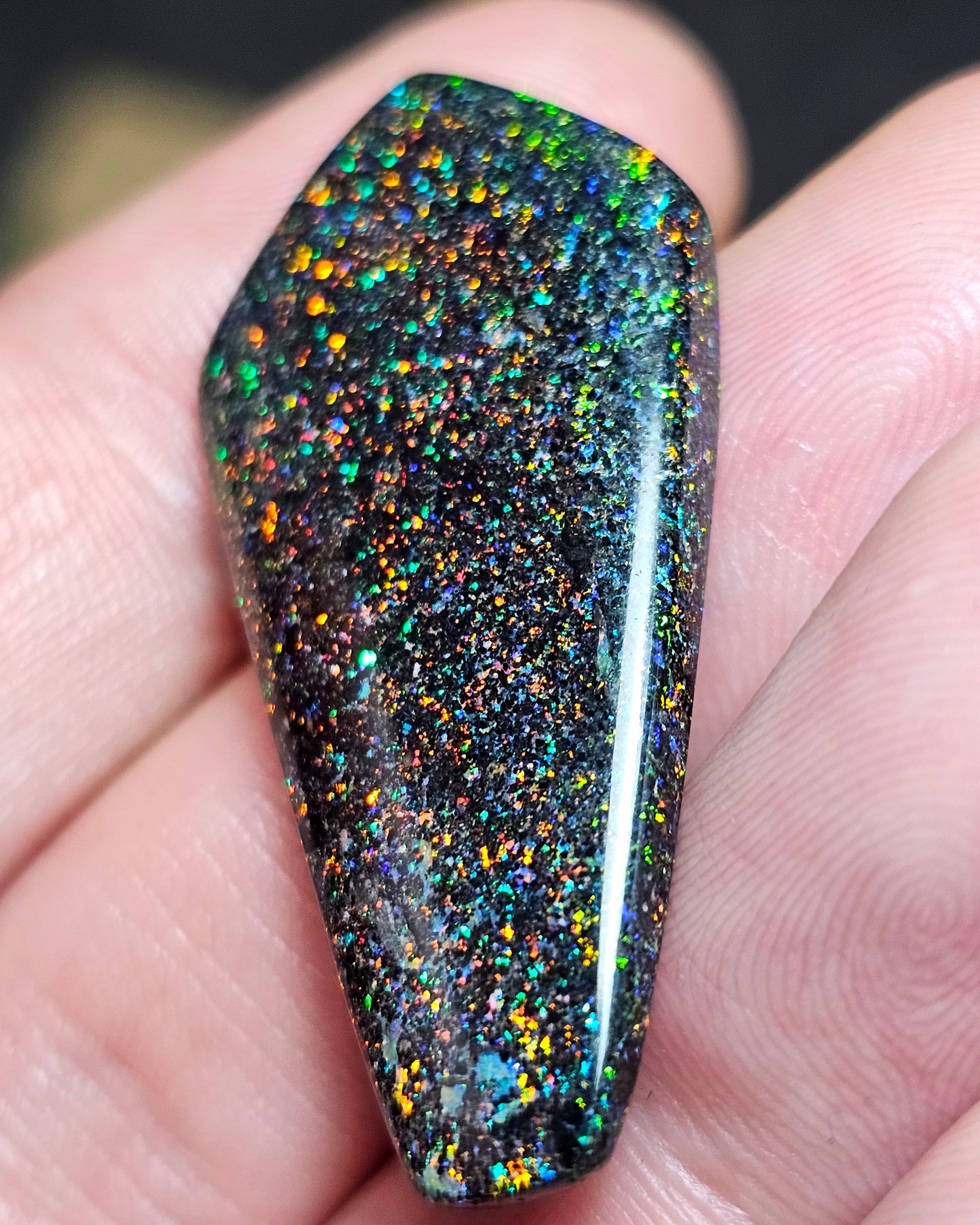 19cts Top Quality Glittery Fairy Opal (IA2)