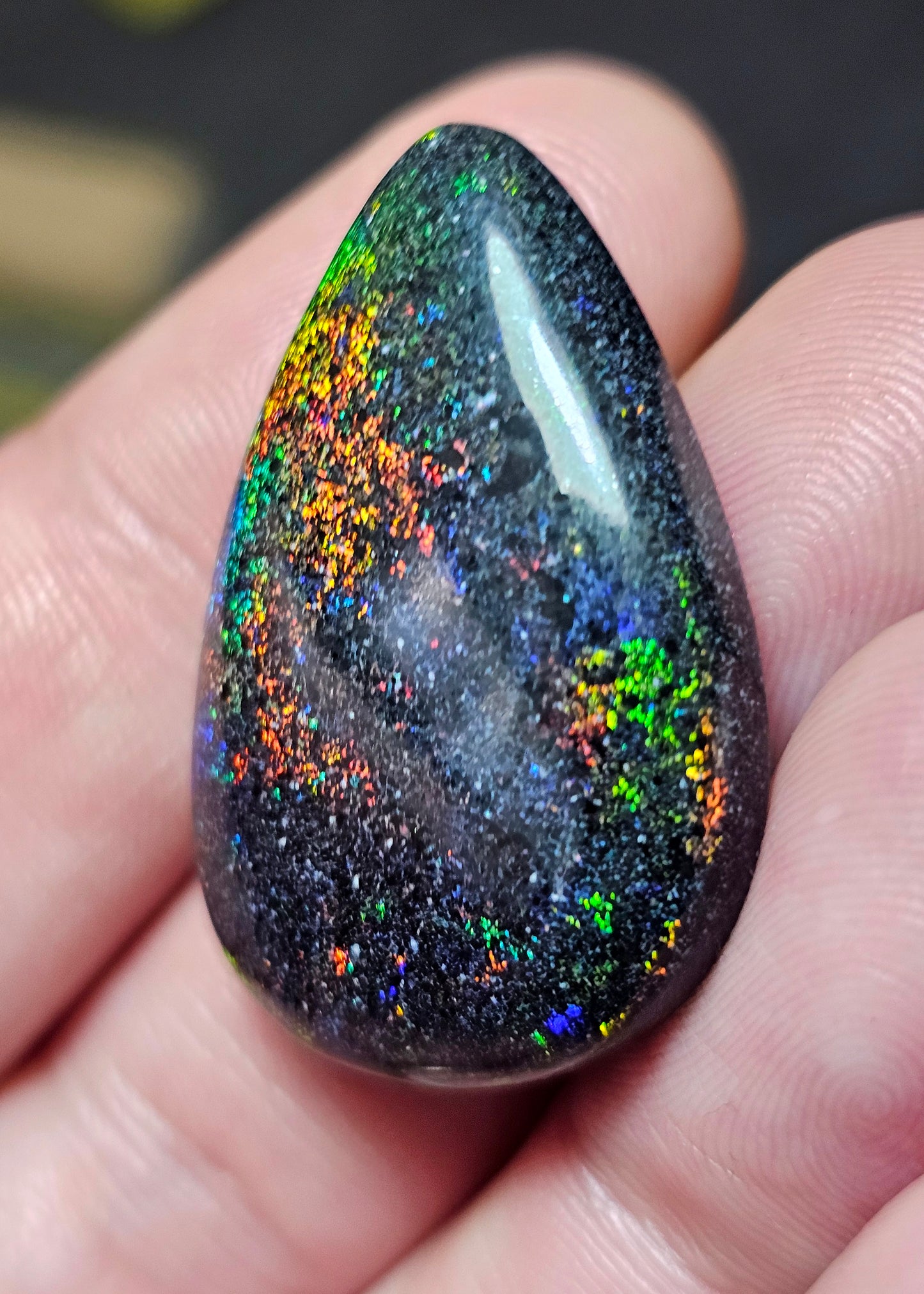 38cts Top Quality Flashy Fairy Opal (IA4)