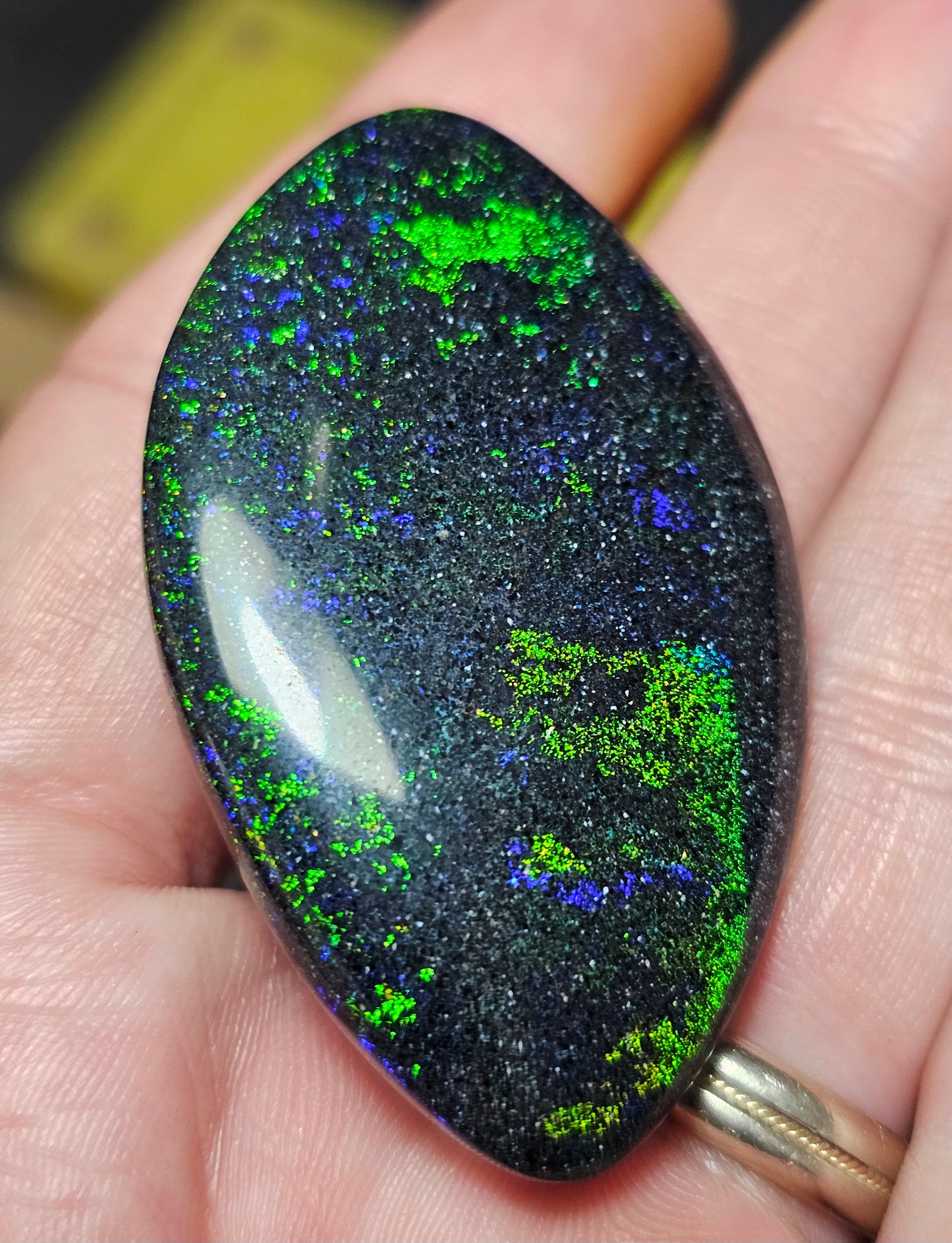 89cts Chunky Green Double Sided Green and Blue Fairy Opal (IA5)