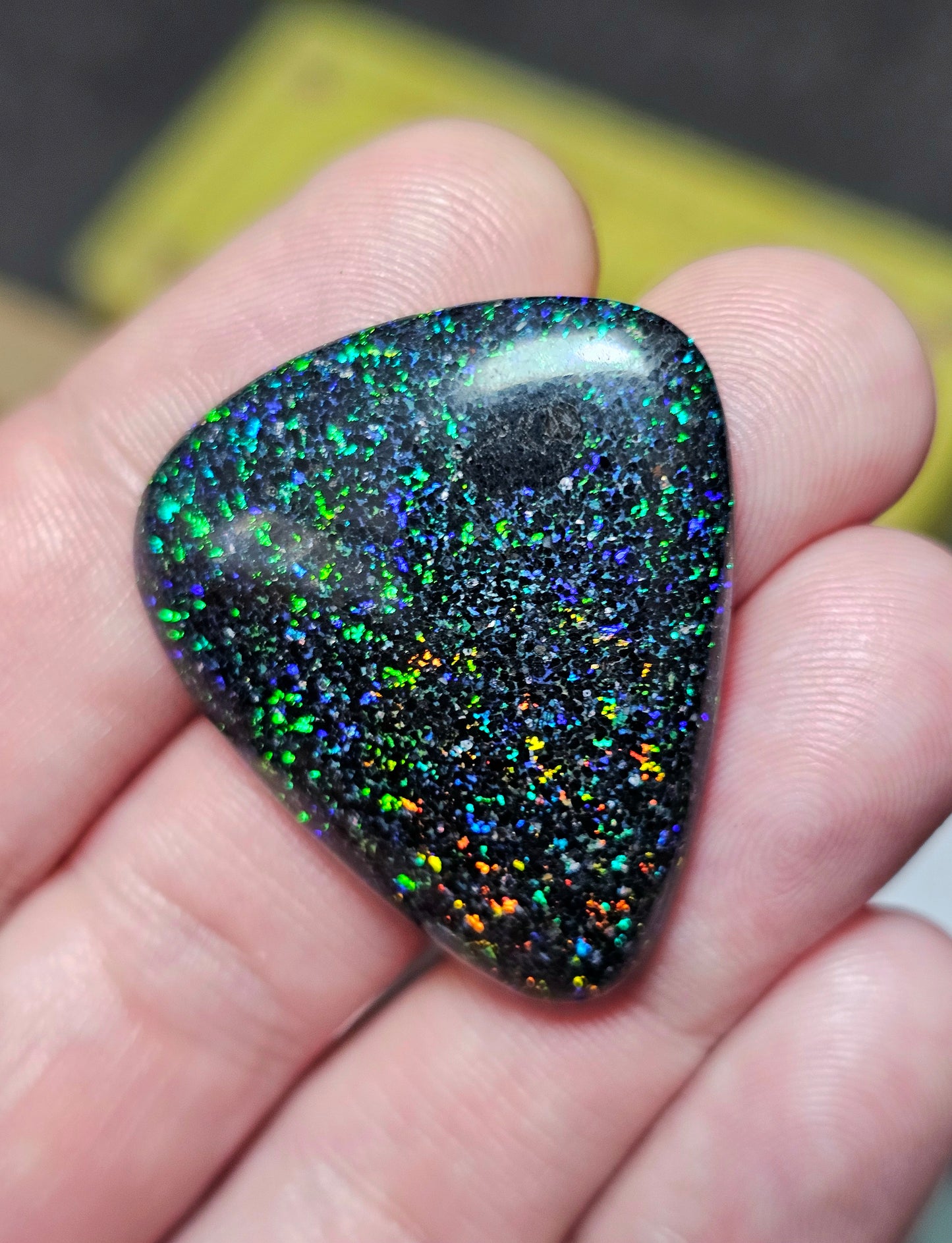 37cts High Quality Brilliant Fairy Opal (IA6)