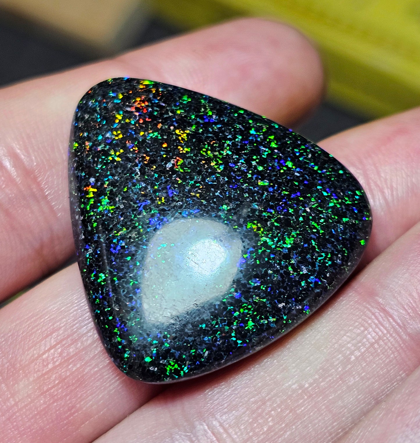 37cts High Quality Brilliant Fairy Opal (IA6)